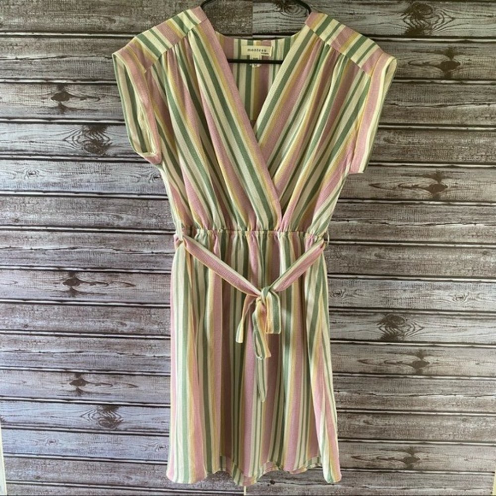 Monteau Women's Junior's Dress Size M Striped V-Neck Elastic Waist‎ Belted